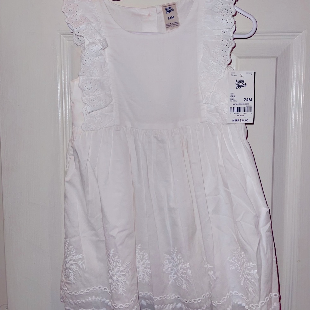 OshKosh White Eyelet dress NWT (24M)